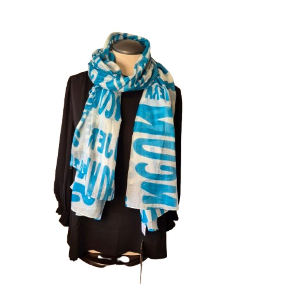 NWT ISSIMO Destination Turquoise and White Wrap Scarf Sarong